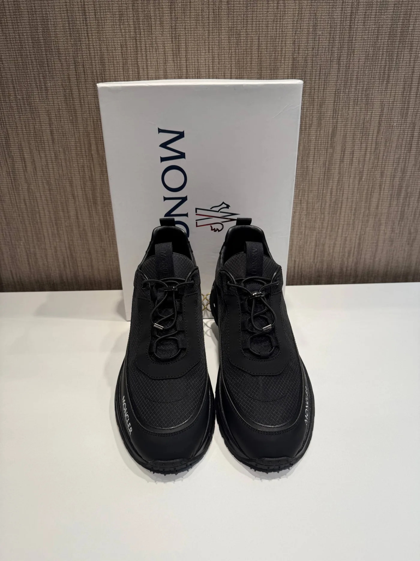 MONCLER PATIKE