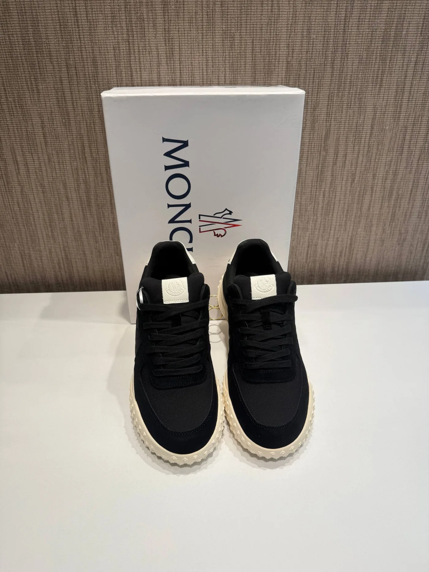 MONCLER PATIKE